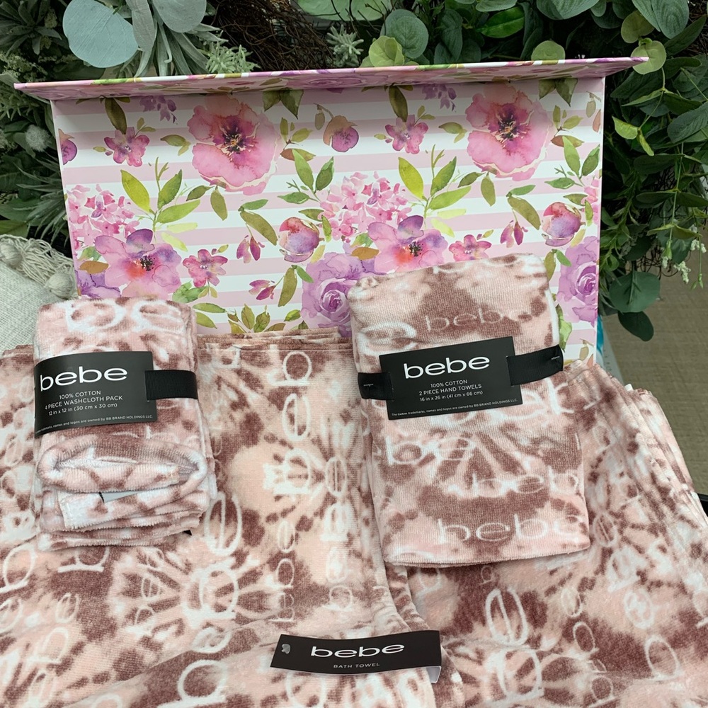 NWT BeBe 8 piece Towel set pink - Picture 11 of 16